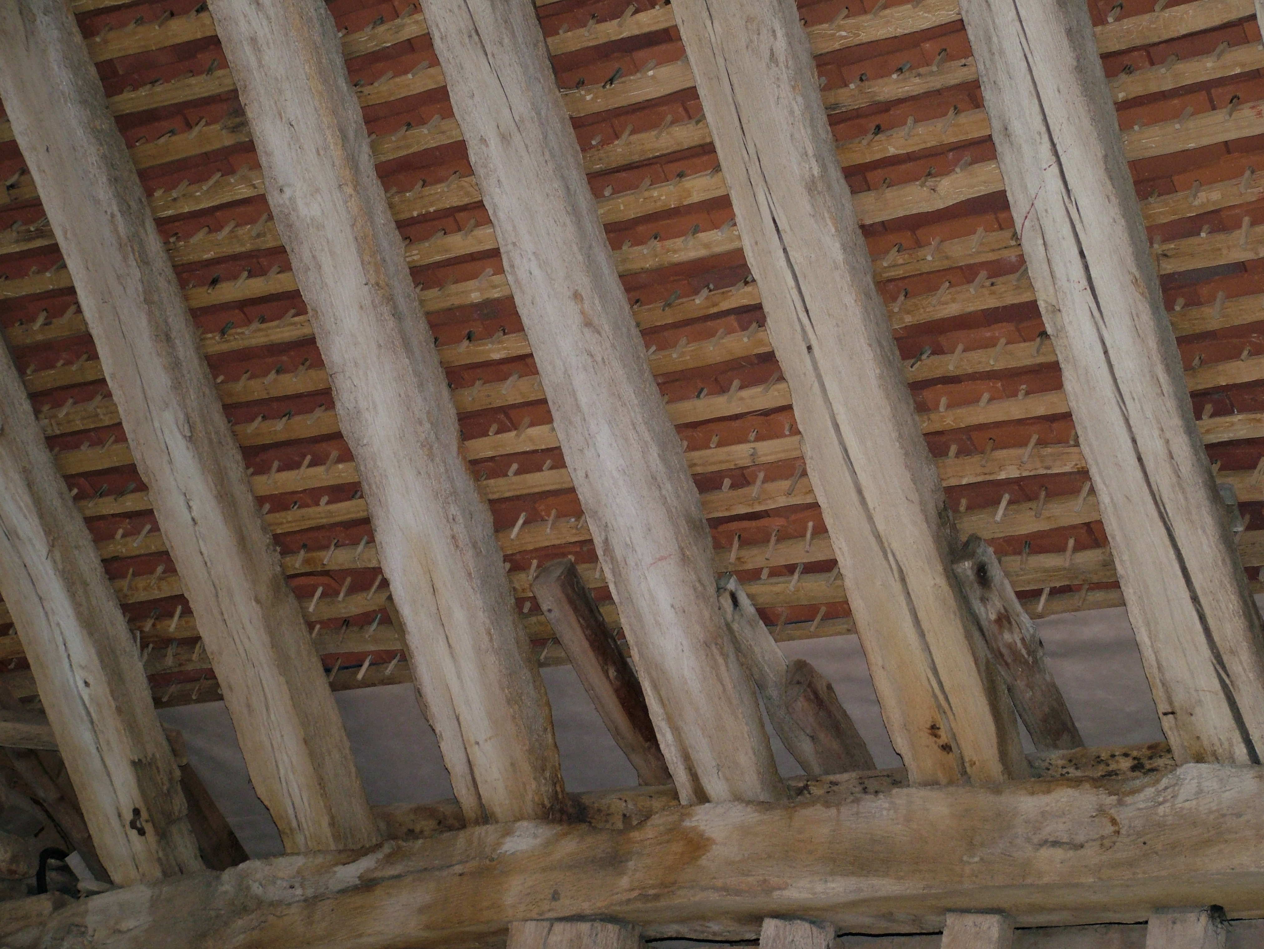 underside view - Tudor Roof Tiles peg tile