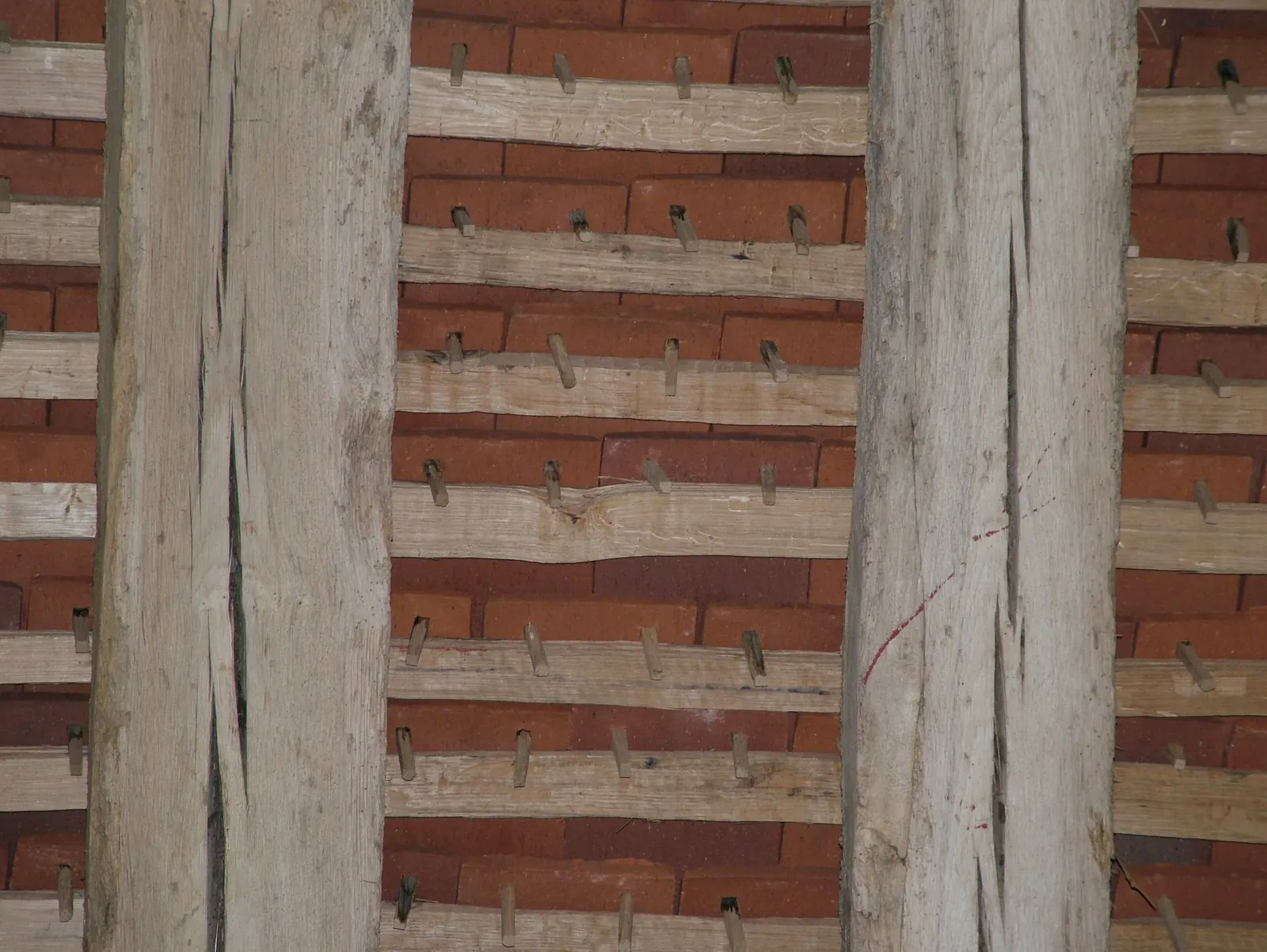Clay roof tile fixing guides and safety